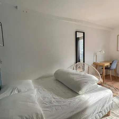 아파트 Immeuble Saint-Antoine